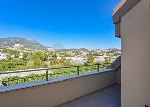 Пентхаус 3+1 в новом комплексе в районе Каргыджак