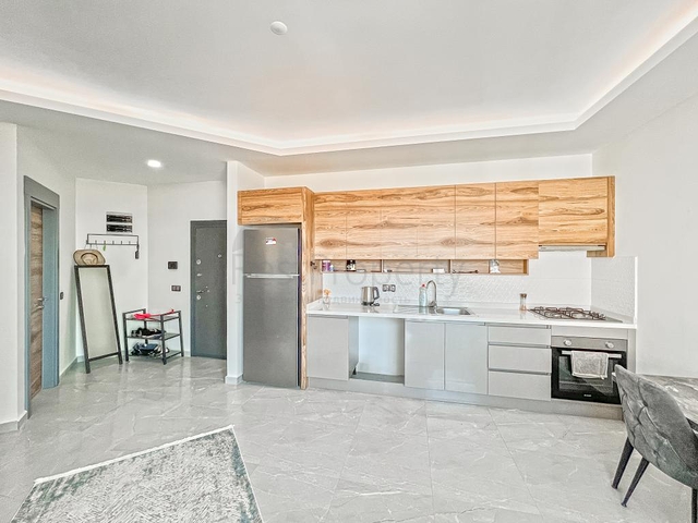 Меблированная квартира 1+1 в районе Махмутлар