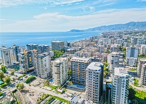 Пенхаус с видом на море в районе Махмутлар