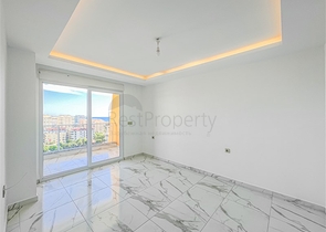 Пенхаус с видом на море в районе Махмутлар