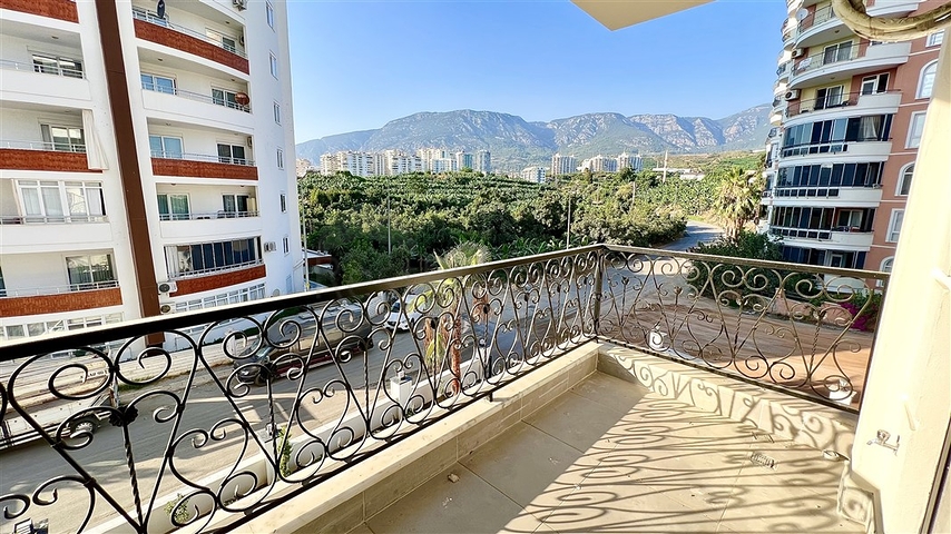 Двухкомнатная квартира в новом комплексе с инфраструктурой