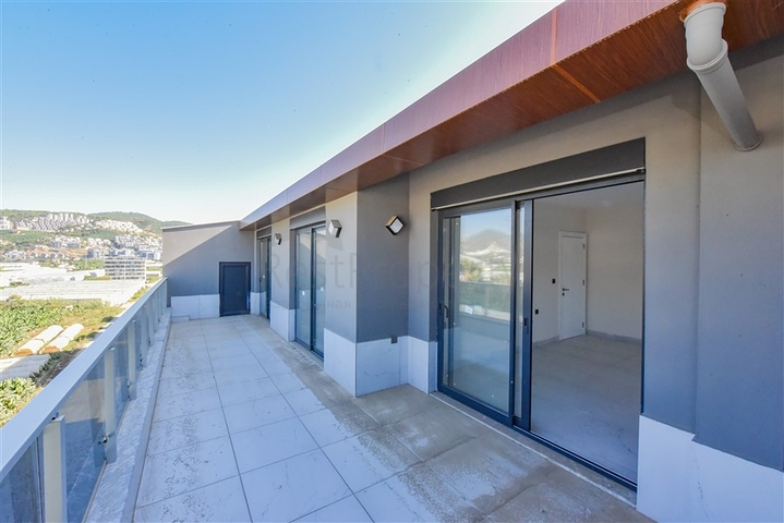 Большой просторный пентхаус в Каргыджаке