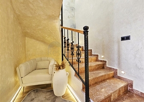 Просторная квартира 4+1 с современным дизайном в районе Махмутлар