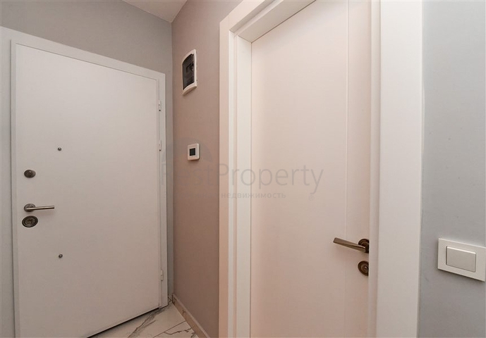 Меблированная квартира 1+1 в новом комплексе в Авсалларе