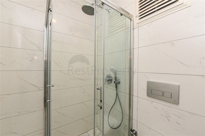 Меблированная квартира 1+1 в новом комплексе в Авсалларе