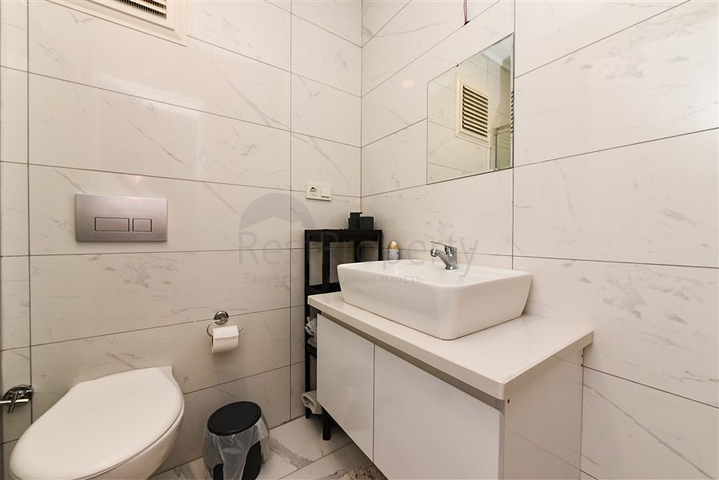 Меблированная квартира 1+1 в новом комплексе в Авсалларе