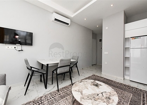 Меблированная квартира 1+1 в новом комплексе в Авсалларе