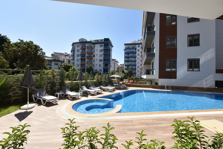 Садовый дуплекс планировкой 2+1 в районе Тосмур