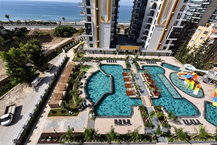 Квартира 2+1 на первой линии с видом на море 