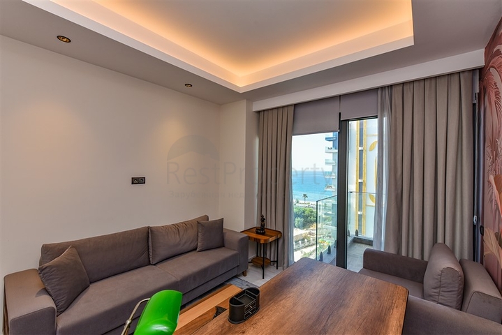 Квартира 2+1 на первой линии с видом на море 