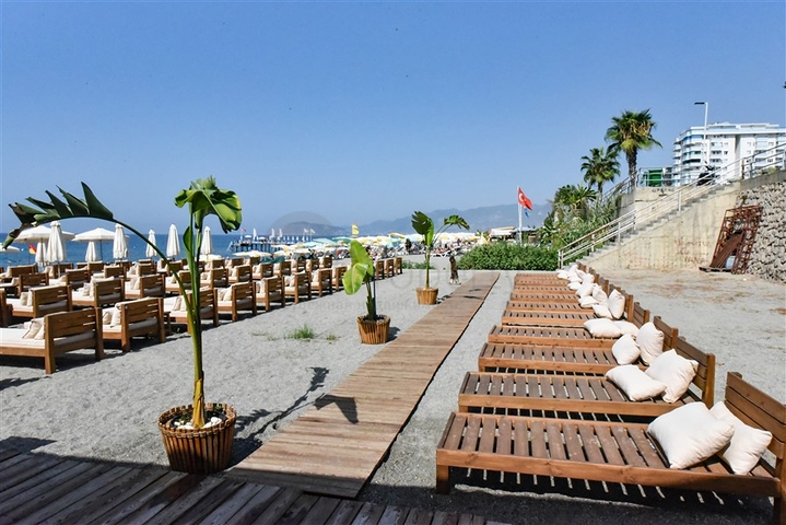 Квартира 2+1 на первой линии с видом на море 