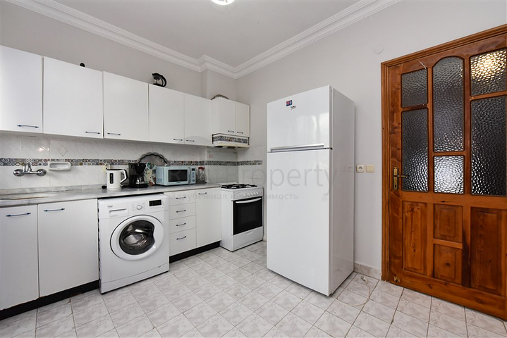 Квартира 3+1 с отдельной кухней у подножия Аланийской крепости