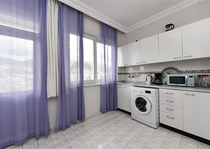 Квартира 3+1 с отдельной кухней у подножия Аланийской крепости