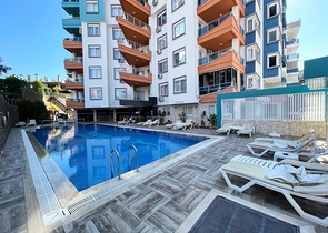 Просторная трехкомнатная квартира в пешей доступности к морю в открытом под ВНЖ районе Тосмур