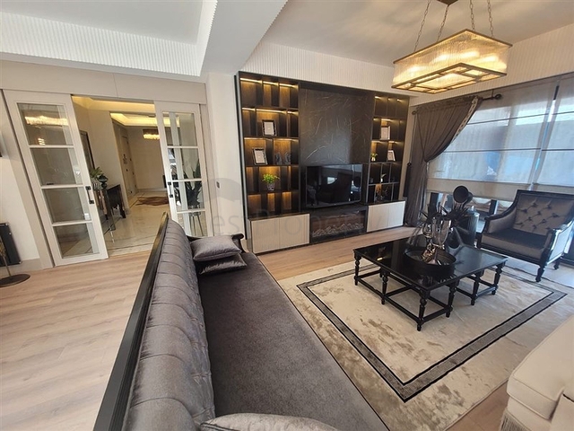 Просторные квартиры 5+1 в центральном районе Енишехир