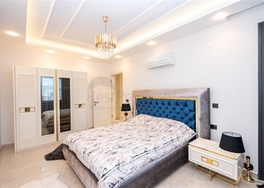 Просторный двухэтажный пентхаус под гражданство на первой береговой линии 