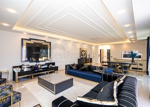 Просторный двухэтажный пентхаус под гражданство на первой береговой линии 