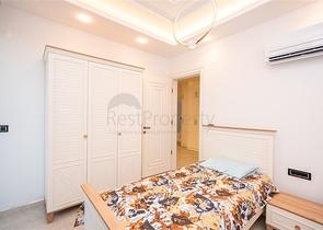 Просторный двухэтажный пентхаус под гражданство на первой береговой линии 