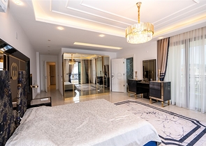 Просторный двухэтажный пентхаус под гражданство на первой береговой линии 