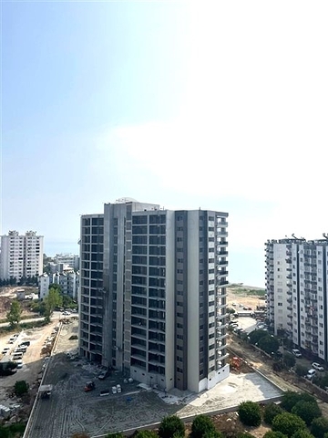 Жилой комплекс на завершающей стадии строительства в районе Чешмели