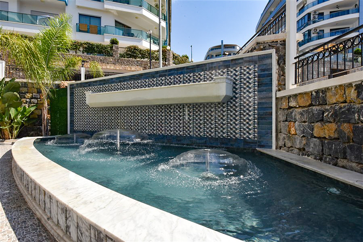 Пентхаус планировкой 2+1 с потрясающим видом на море в комплексе премиум класса