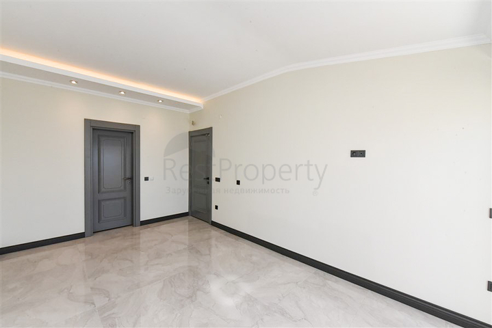 Пентхаус планировкой 2+1 с потрясающим видом на море в комплексе премиум класса