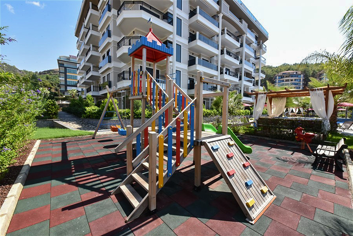 Пентхаус планировкой 2+1 с потрясающим видом на море в комплексе премиум класса