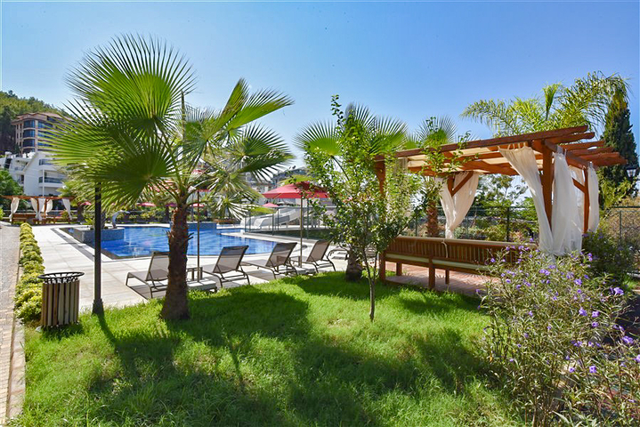 Пентхаус планировкой 2+1 с потрясающим видом на море в комплексе премиум класса