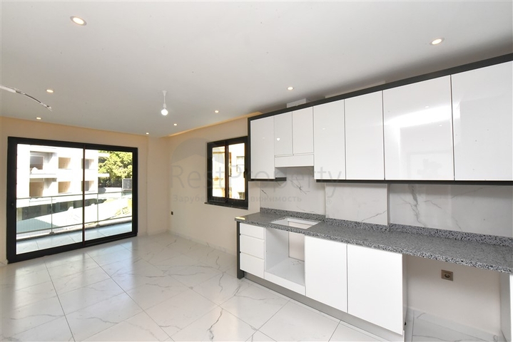 Квартиры в самом центре Алании с видом на море 