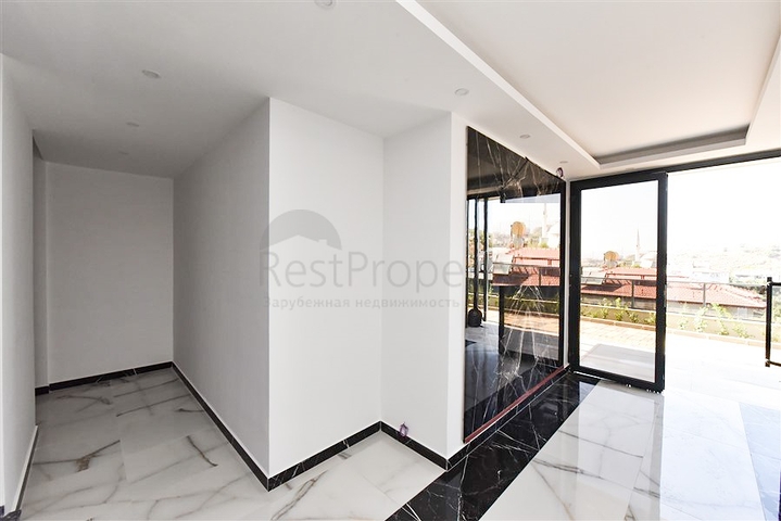 Трёхкомнатные апартаменты с отдельной кухней и возможностью получить ВНЖ в районе Конаклы