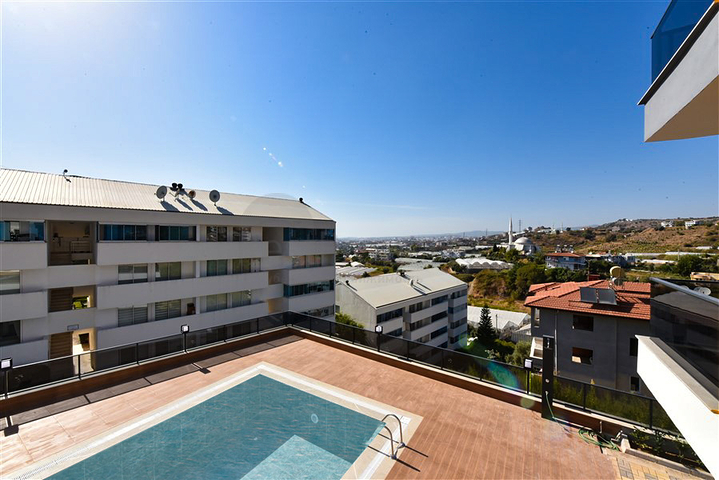 Трёхкомнатные апартаменты с отдельной кухней и возможностью получить ВНЖ в районе Конаклы