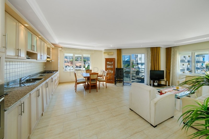 Большая квартира 2+1 для жизни в открытом для ВНЖ районе Тосмур