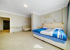 Большая квартира 2+1 для жизни в открытом для ВНЖ районе Тосмур