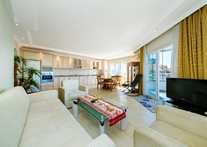 Большая квартира 2+1 для жизни в открытом для ВНЖ районе Тосмур