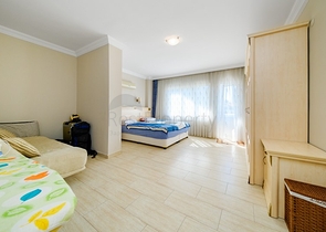 Большая квартира 2+1 для жизни в открытом для ВНЖ районе Тосмур