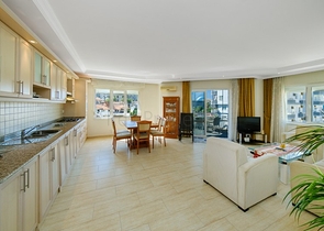 Большая квартира 2+1 для жизни в открытом для ВНЖ районе Тосмур