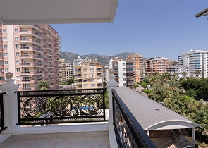 Продажа квартиры в резиденции премиум класса на первой береговой линии