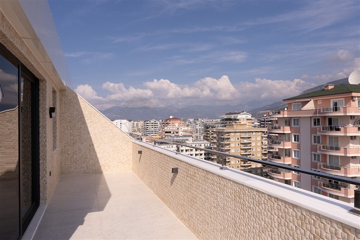 Пентхаус 3+1 на первой береговой линии