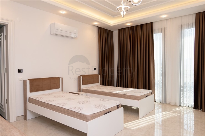 Пентхаус 3+1 на первой береговой линии