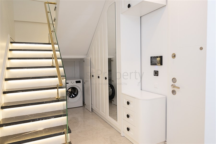 Пентхаус 3+1 на первой береговой линии