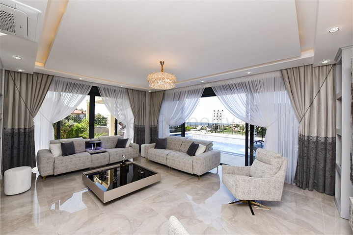 Новая вилла с потрясающим видом в районе Каргыджак