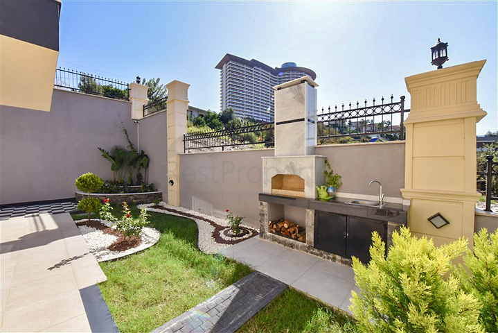 Новая вилла с потрясающим видом в районе Каргыджак