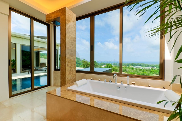 Комплекс вилл с открытым видом на море