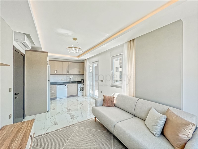 Трехкомнатная квартира в пешей доступности от моря