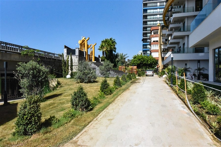 Квартира 1+1 в комплексе премиум класса на первой береговой линии 