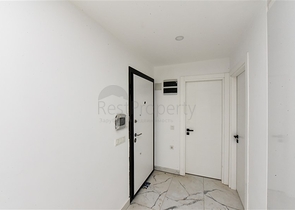 Квартира 1+1 с видом на горы и море в районе Махмутлар