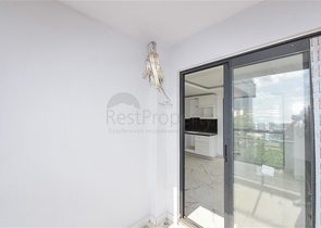 Квартира 1+1 с видом на горы и море в районе Махмутлар