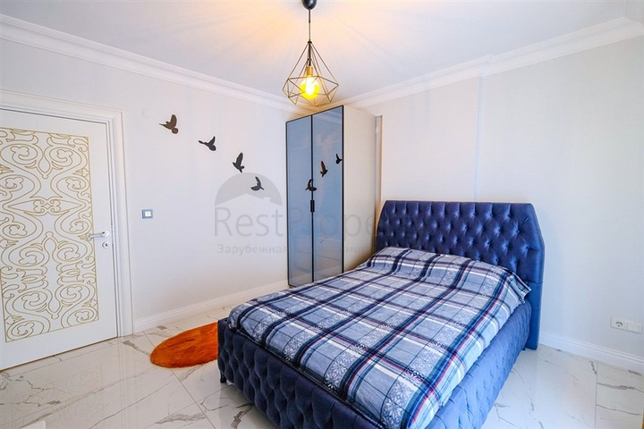 Мебелированная просторная квартира в комплексе с видом на море и горы