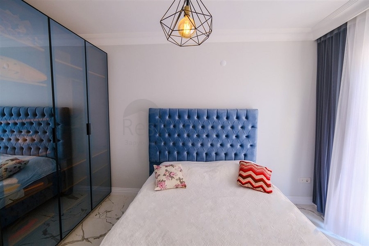 Мебелированная просторная квартира в комплексе с видом на море и горы