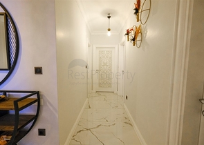 Мебелированная просторная квартира в комплексе с видом на море и горы